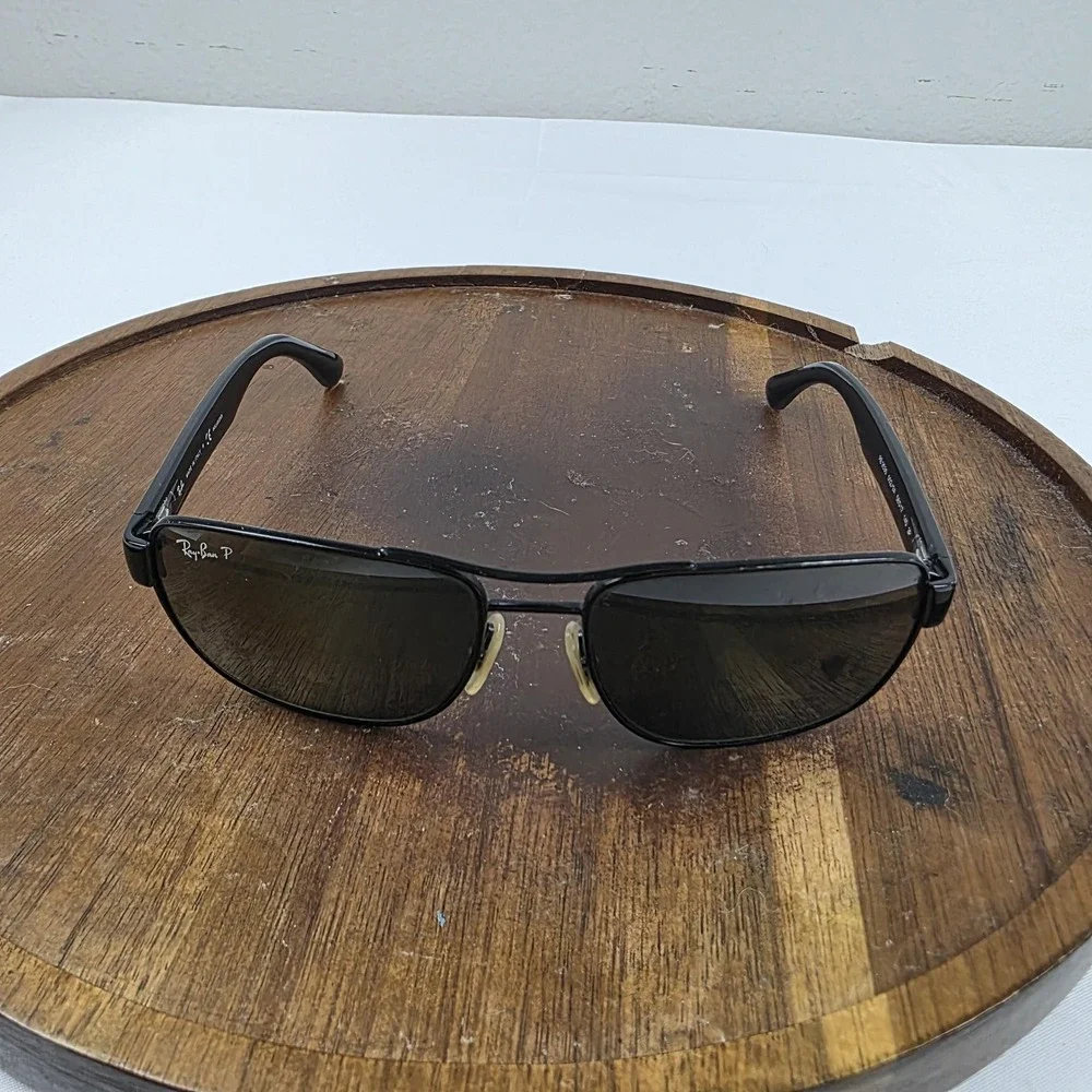 Ray-Ban RB 3530 Sunglasses Mens 58-17-140 Black Green Polarized Square Italy